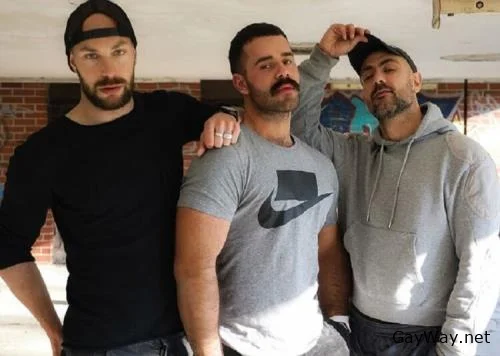 2 voyeurs join Ziad and Teddy [HD 720p] Tattoos, Blowjob