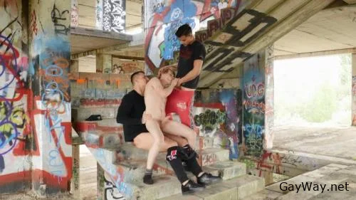 Taking turns in a raw jock fuckhole [FullHD] Oral/Anal Sex, Uncut