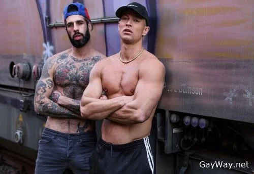 Loaded in a train [HD 720p] Cumshots, Blowjob