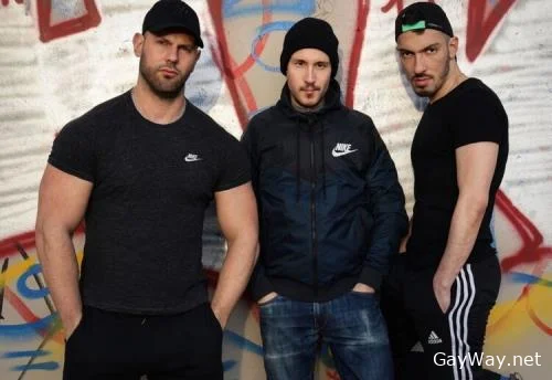 Maxence loaded by 2 guys [HD 720p] Muscles, Anal Sex
