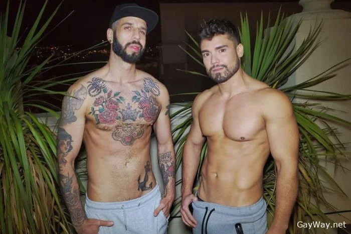 [GayWay.net] His neighbor fucked him on the rooftop [HD] 585,39 Mb