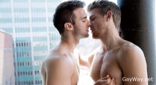 Gabriel Clark Hammers Levi Michaels [HD 720p] Kissing, Cumshots