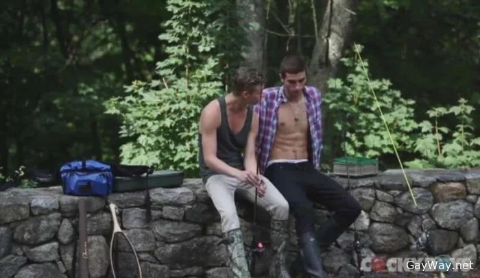 Dillon & Max Go Fishin' [HD 720p]
