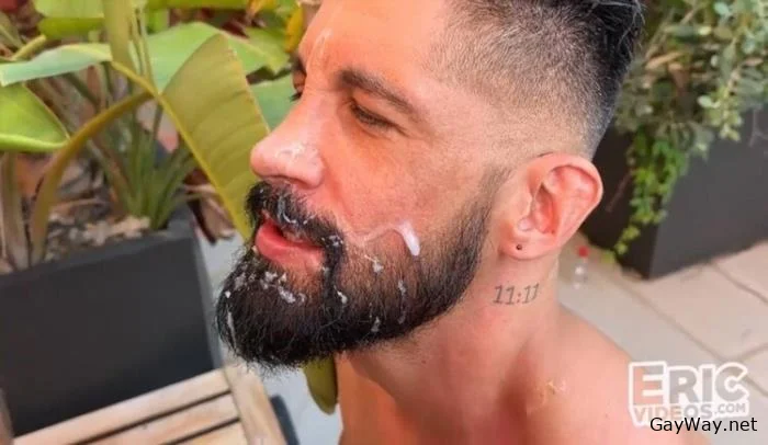 Justin Love Big Cocks [FullHD 1080p]