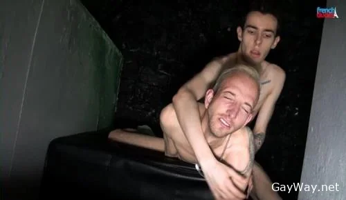 Alex is Barebacks Justin [HD 720p]