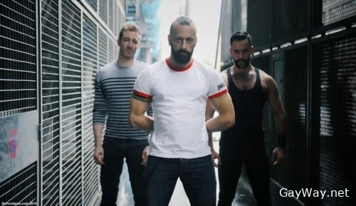 The trio Alberto, Teddy and Valentin [HD 720p]