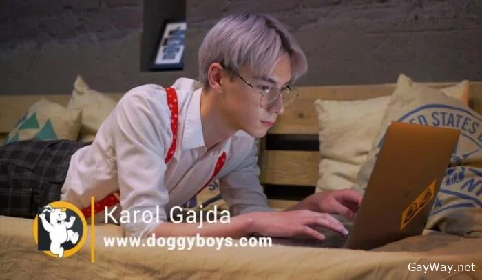 Boy Butt Play With Karol [FullHD 1080p]